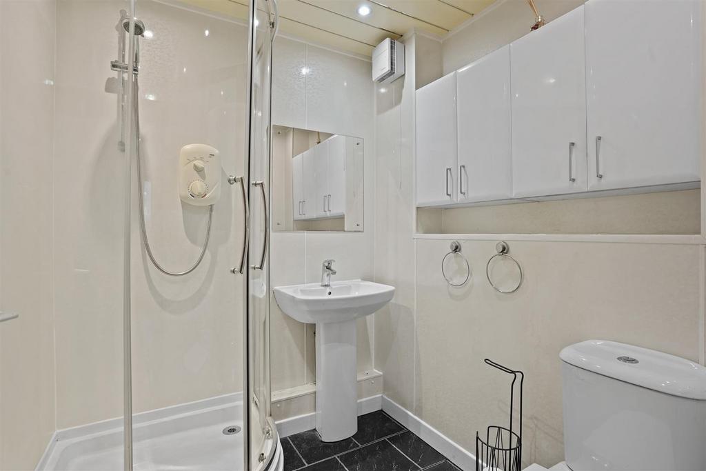 12 flat 0 1 (8).jpg