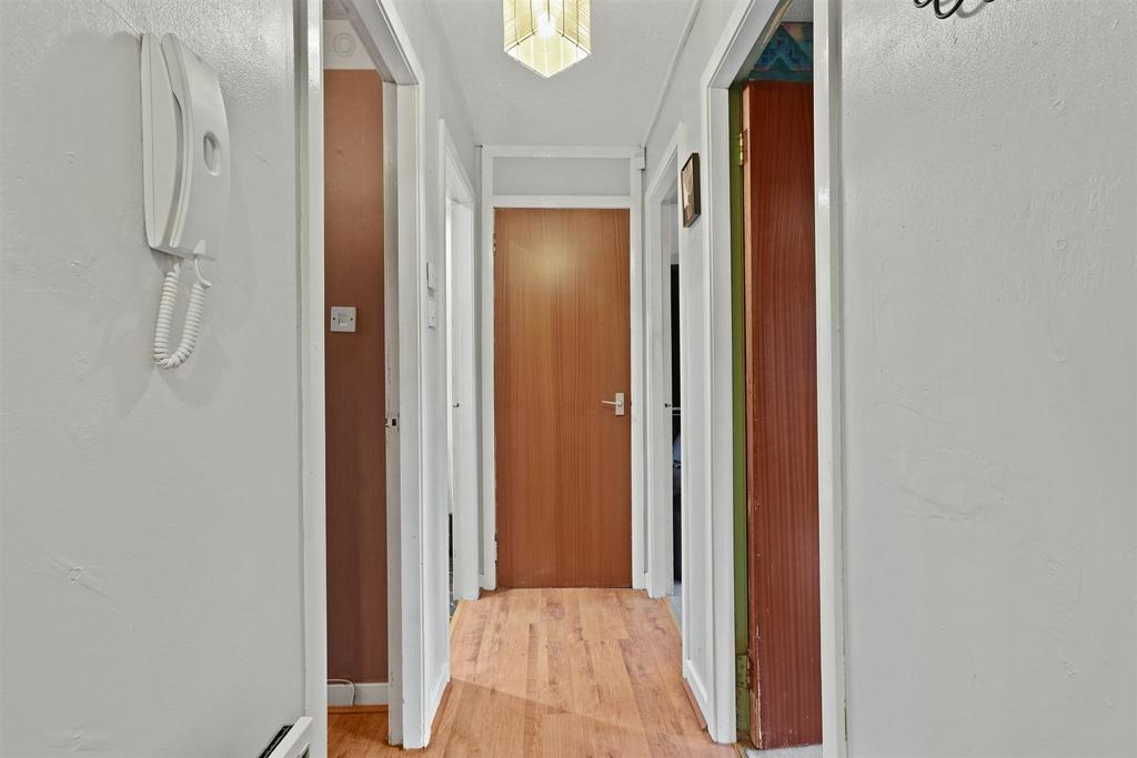 8 flat 0 1 (4).jpg
