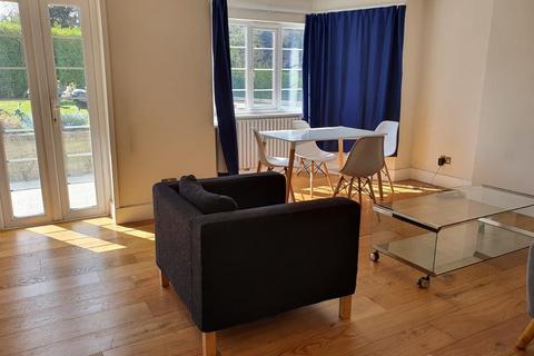 undefined, Aylmer Road, East Finchley, N2 0BT