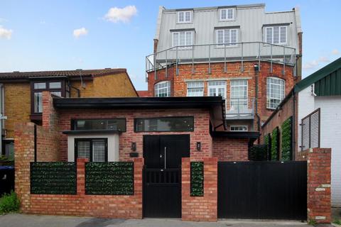 undefined, Gloucester Road, W3