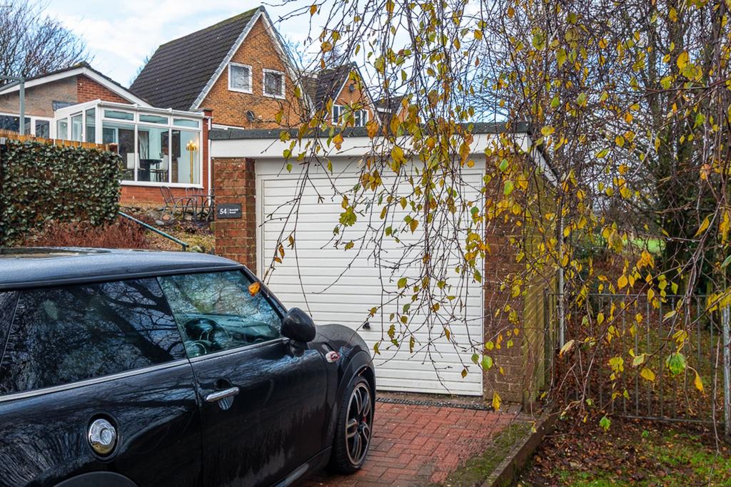 Garage/parking