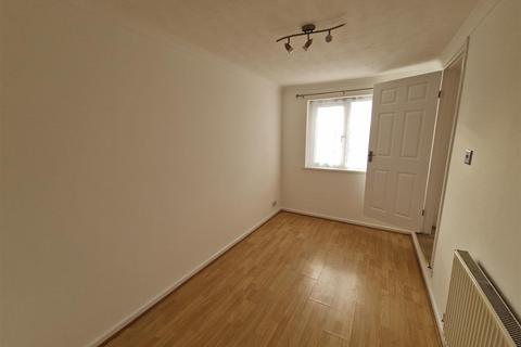 undefined, Seymour Close, Threemilestone