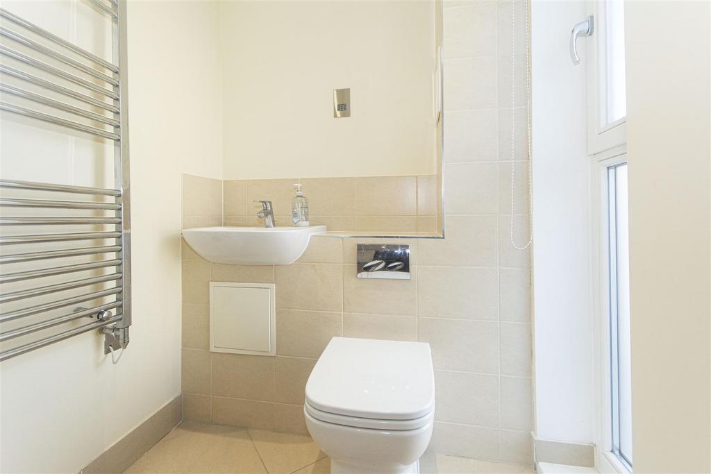 Cubitt apts 21 (10).jpg