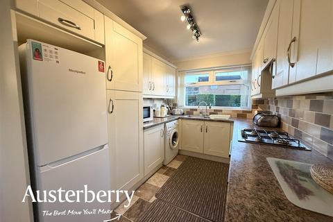2 bedroom detached bungalow for sale, Farnworth Road, Stoke-On-Trent ST3