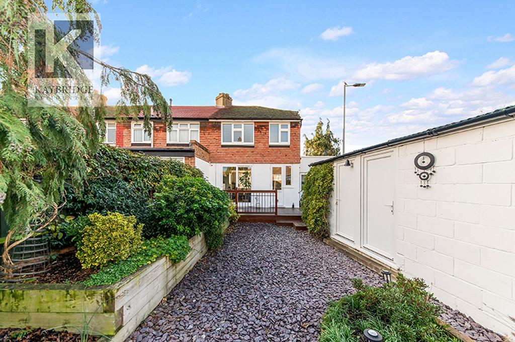 Firdene, Surbiton KT5 9 QQ