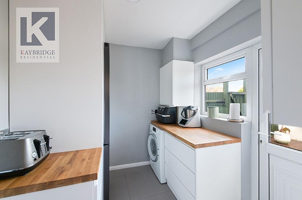 Firdene, Surbiton KT5 9 QQ