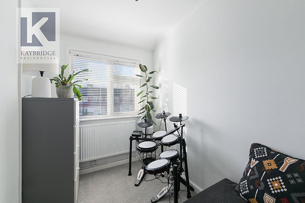 Firdene, Surbiton KT5 9 QQ