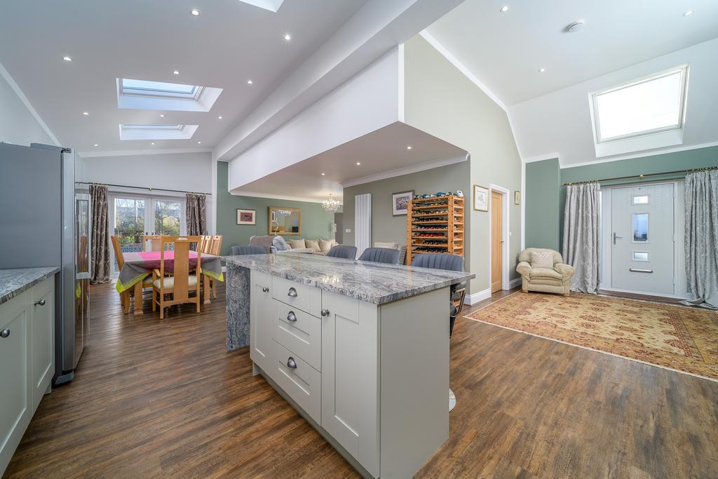 Kitchen Diner-3