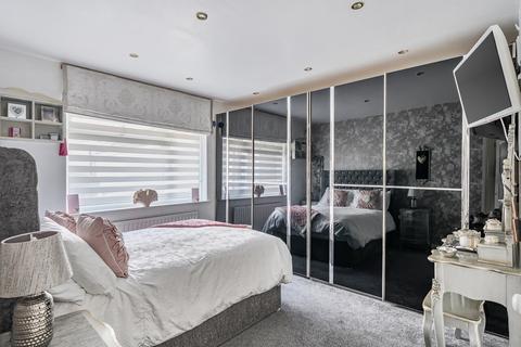 2 bedroom bungalow for sale, St. Anthonys Drive, Bristol BS30