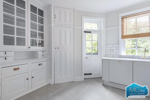 undefined, The Drive, West Finchley, London, N3