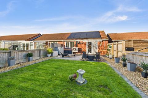 Lansdown Gardens, Worle, Weston-Super-Mare, BS22