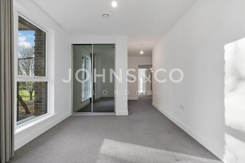 undefined, Lampton Parkside, Hounslow, London, TW3