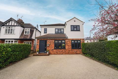 Worrin Road, Brentwood CM15
