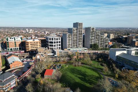 2 bedroom flat to rent, 16 Peterborough Road, Harrow HA1