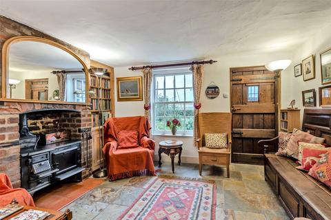 4 bedroom semi-detached house for sale, Waterside Lane, Gillingham, Kent, ME7