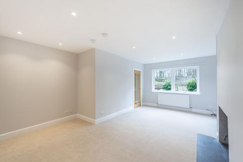 undefined, Crieff PH7