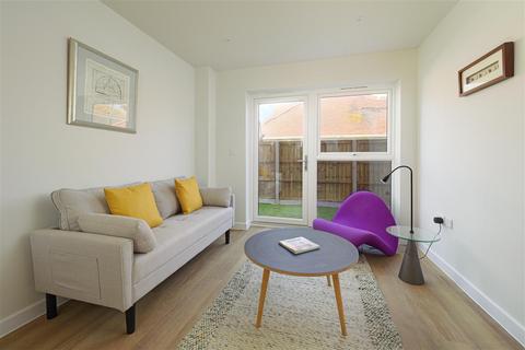 2 bedroom end of terrace house for sale, Suffolk Avenue,, Westgate On Sea