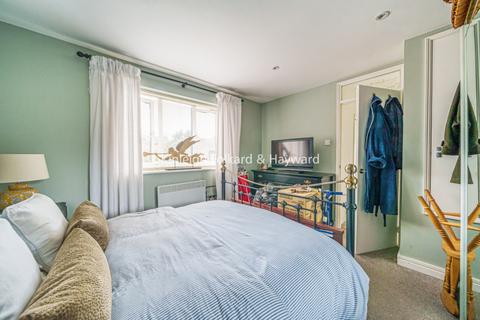 undefined, Banavie Gardens, Beckenham, Kent, BR3
