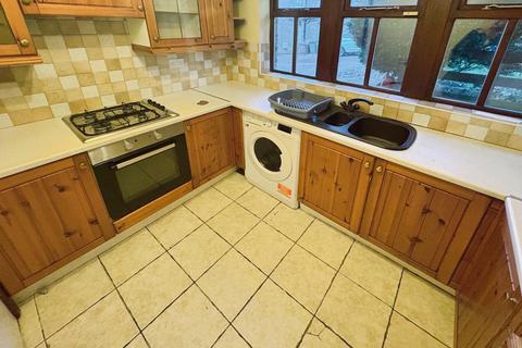 undefined, Redwood Grove, Huddersfield HD5