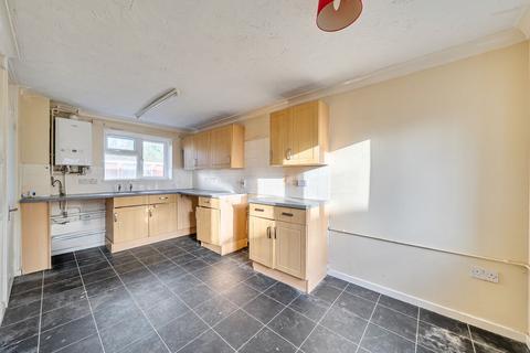 undefined, Avon Court, Andover, SP10 1DY