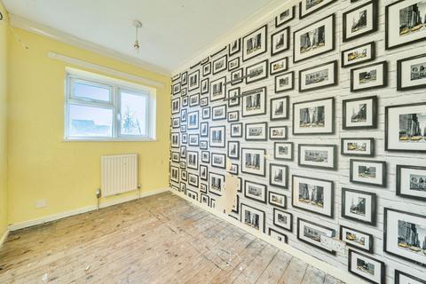 undefined, Avon Court, Andover, SP10 1DY