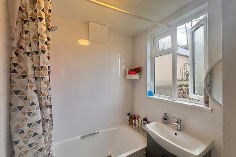 4 bedroom terraced house to rent, Whippingham Road, Brighton