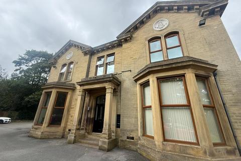 undefined, Peregrine Way, Bradford BD6