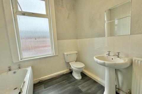 undefined, Vinery Mount, Leeds, West Yorkshire, LS9