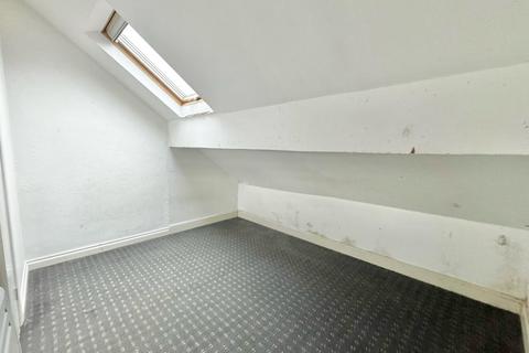 undefined, Vinery Mount, Leeds, West Yorkshire, LS9