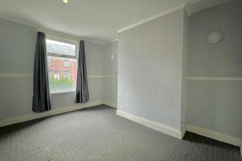 undefined, Vinery Mount, Leeds, West Yorkshire, LS9