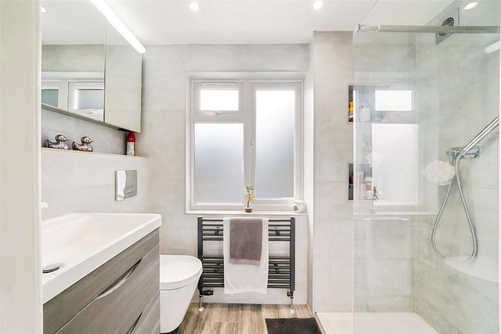 Bathroom 2