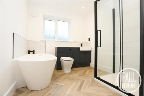 undefined, 25b Cotmer Road, Oulton Broad, NR33