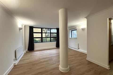 2 bedroom apartment to rent, Burrells Wharf Square, London E14