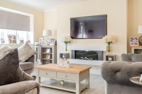 4 bedroom detached bungalow for sale, Park Road, Spixworth
