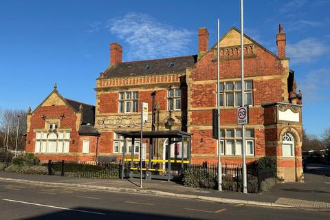 2 bedroom apartment for sale, Park Bridge Close, Heaton Norris, Stockport