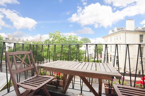 2 bedroom flat to rent, Belsize Park, London NW3