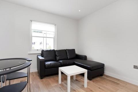 undefined, Southgate Road, De Beauvoir, N1