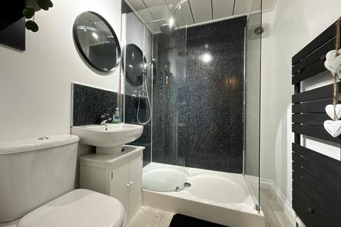 2 bedroom ground floor flat for sale, Hereford Way, Jarrow, NE32
