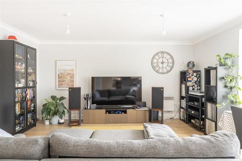 undefined, Warwick House, London Road, AL1 1PX