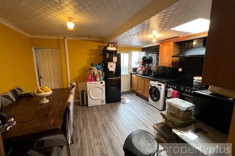 3 bedroom terraced house for sale, Union Street, Pentre, Rhondda Cynon Taff, CF41