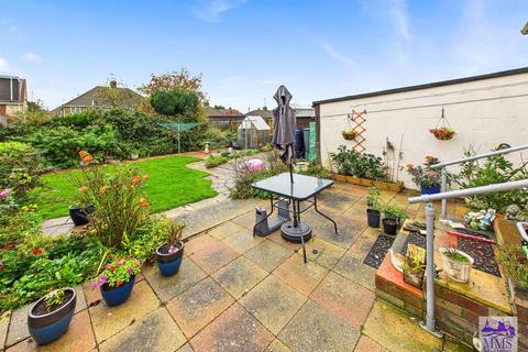 2 bedroom semi-detached bungalow for sale, Elmstone Road, Rainham Gillingham