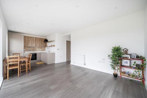 undefined, Flagstaff Road, Green Park, RG2