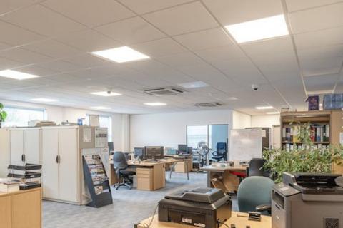 Office to rent, Gazelle Close Wokingham RG41 5QS