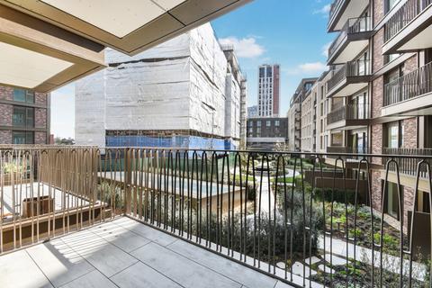 1 bedroom apartment to rent, Hampton House, Michael Road, SW6