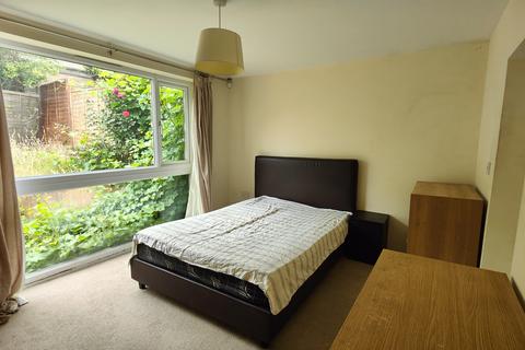 undefined, Paxton Road, Northampton, Northamptonshire, NN3