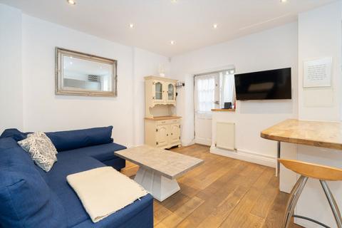 2 bedroom flat to rent, St. Georges Drive, London SW1V