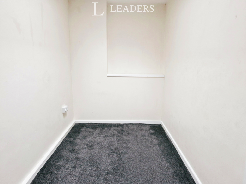 Second bedroom