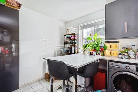 undefined, Lawrence Place, Newbury RG14