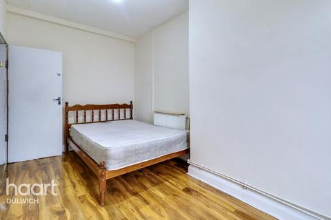 undefined, Denmark Hill, LONDON