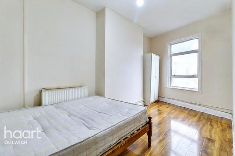 undefined, Denmark Hill, LONDON